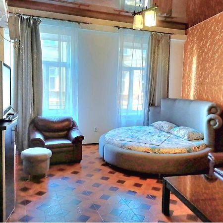 Апартаменти Біля Оперного І Форуму В Центрі Lviv Eksteriør bilde
